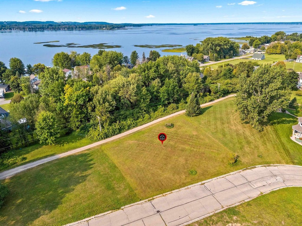 Photo of Golden Sands AVENUE, Cecil, WI 54111 (MLS # 50330866)