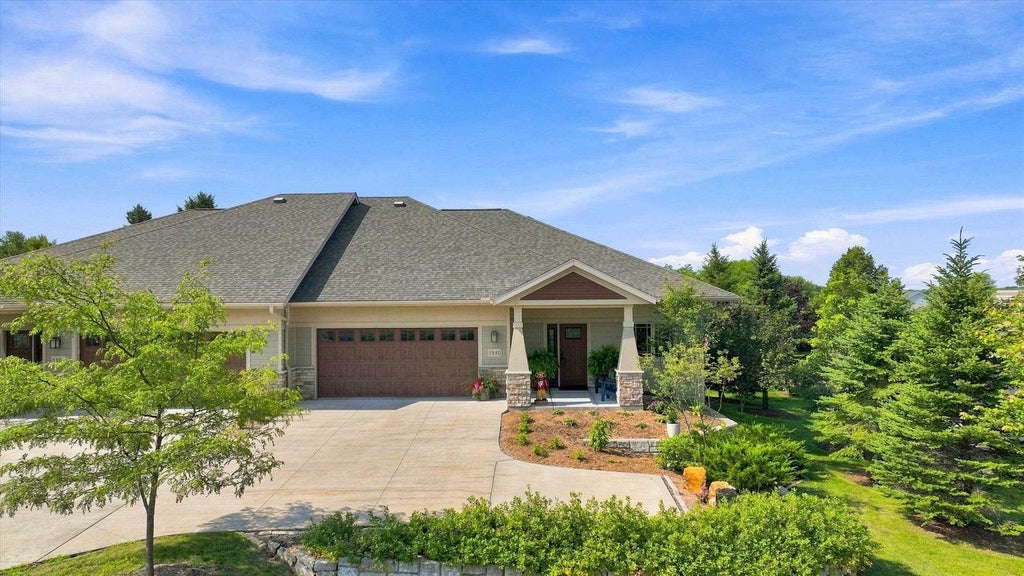 Photo of 1110 Wildflower DRIVE, Marshfield, WI 54449 (MLS # 22603759)