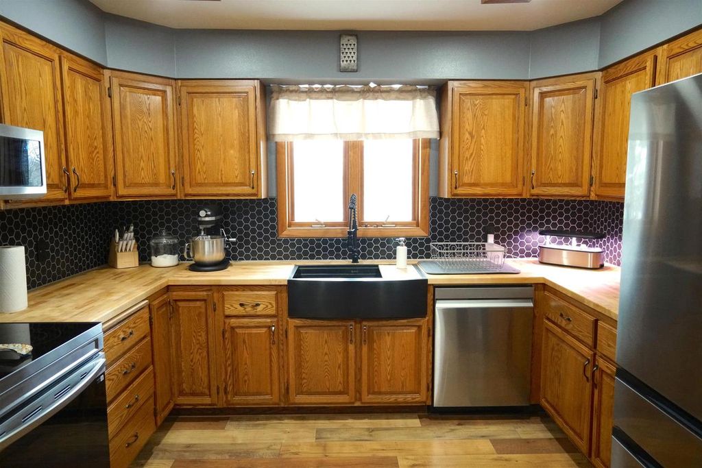 Photo of 105 Prairie STREET, Merrill, WI 54452 (MLS # 22600239)