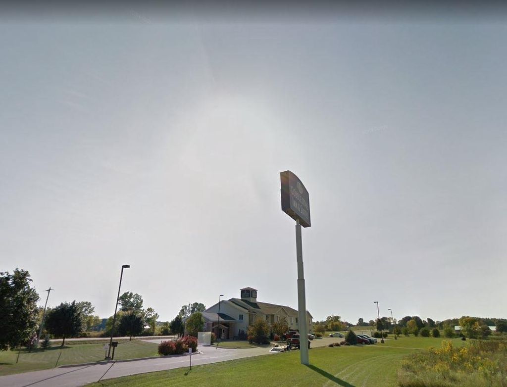 Photo of 1515 Planeview DRIVE, Oshkosh, WI 54904 (MLS # 50322180)