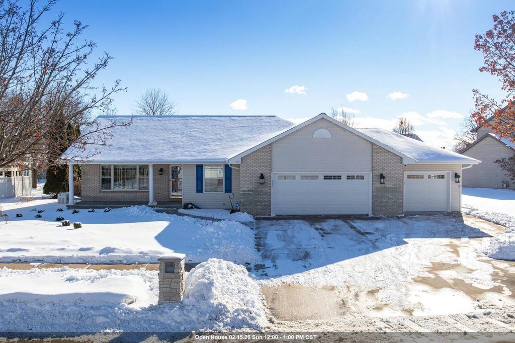 Photo of 527 Applewood DRIVE, Kimberly, WI 54136 (MLS # 50320846)
