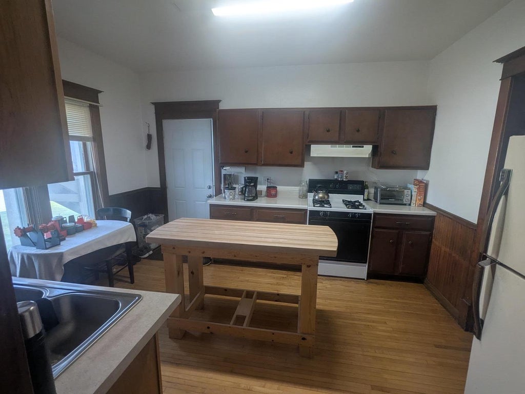Photo of 635 S 4th AVENUE, Wausau, WI 54401 (MLS # 22603102)