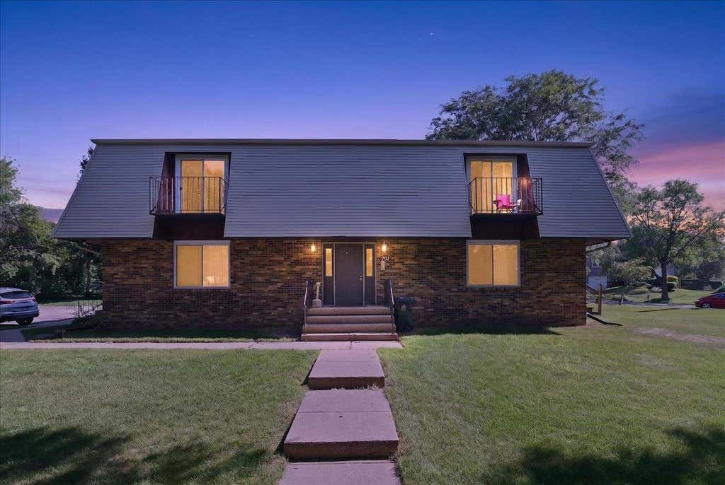 Photo of 5110 Pebblebrook DRIVE, Madison, WI 53716 (MLS # 2027451)