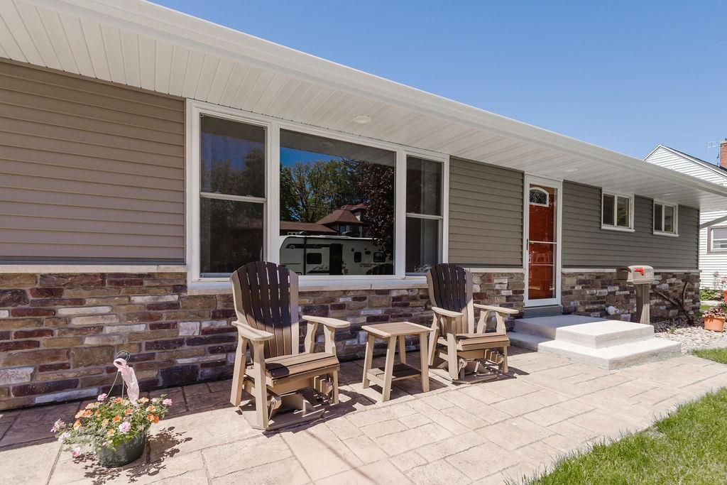 Photo of 880 N 2nd STREET, Platteville, WI 53818 (MLS # 2023118)