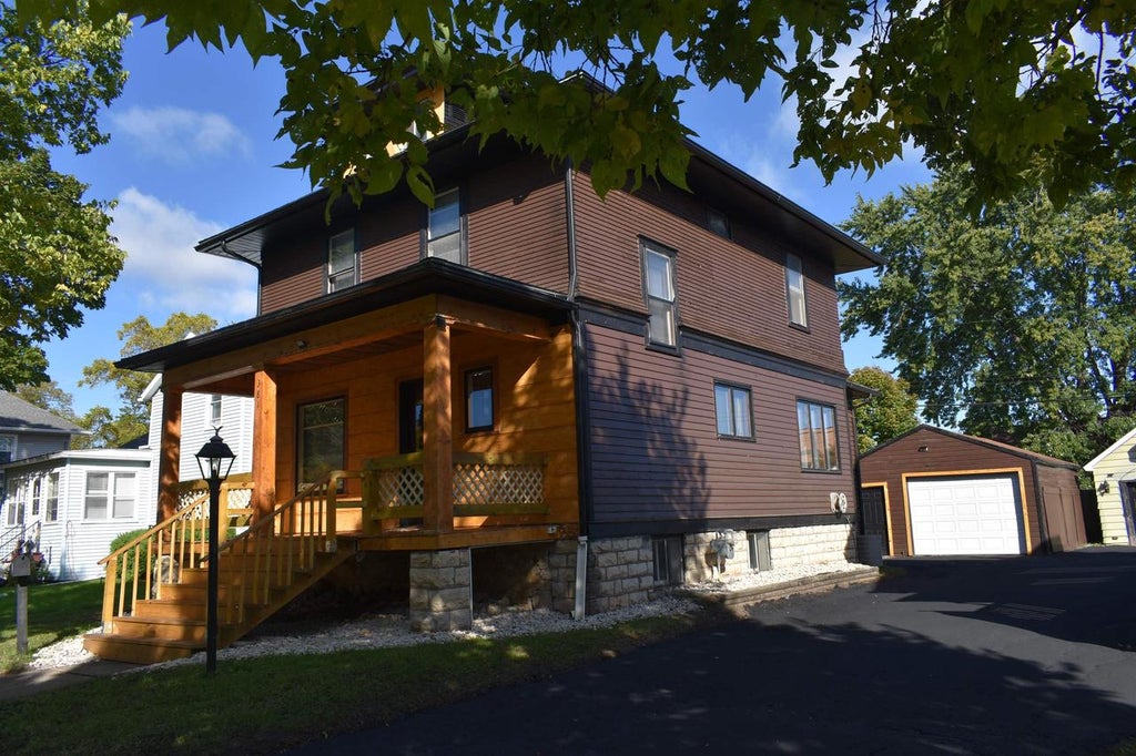 Photo of 381 E 2nd STREET, Fond Du Lac, WI 54935 (MLS # 2033968)