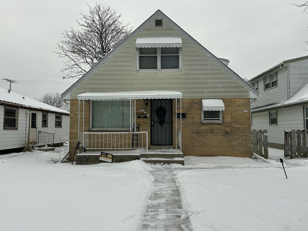 Photo of 5666 N 97th STREET #5668, Milwaukee, WI 53225 (MLS # 1947955)