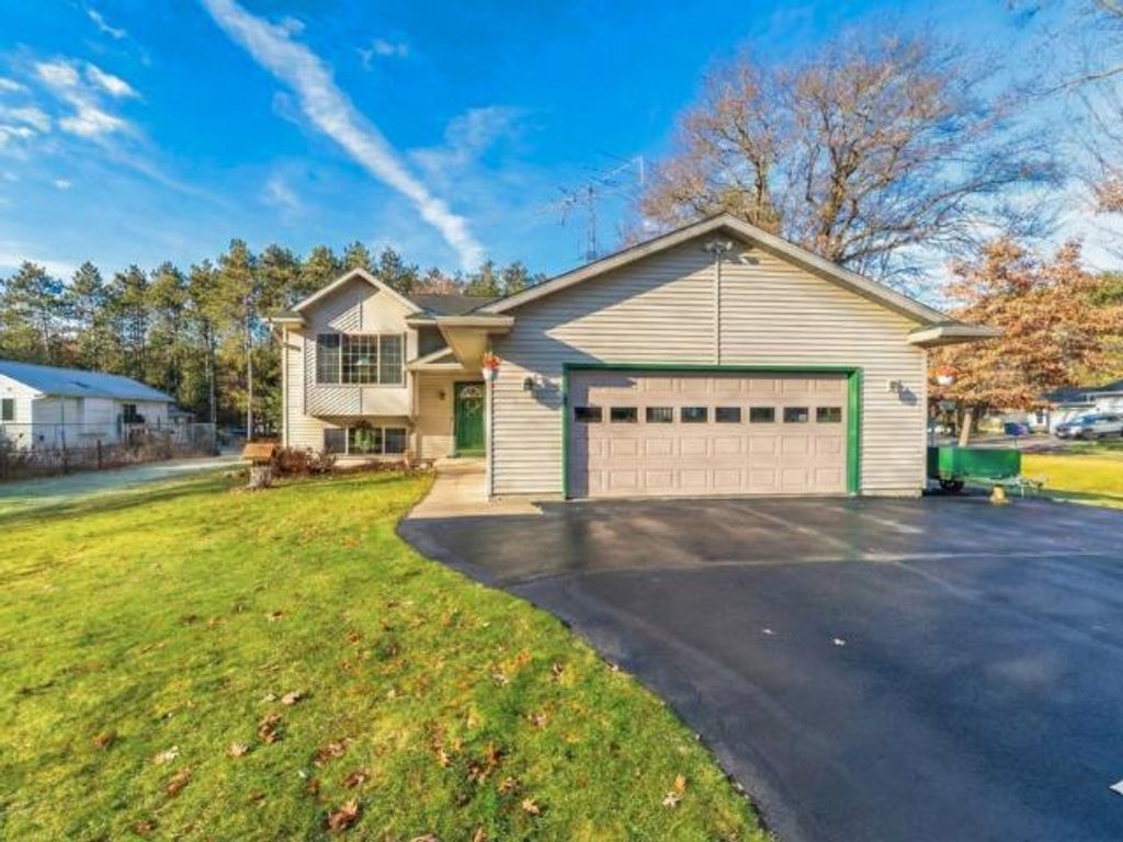 Photo of 202460 Sharon LANE, Mosinee, WI 54455 (MLS # 22600075)