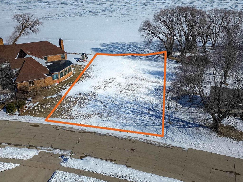 Photo of 3240 Old Orchard LANE, Oshkosh, WI 54902 (MLS # 50320786)