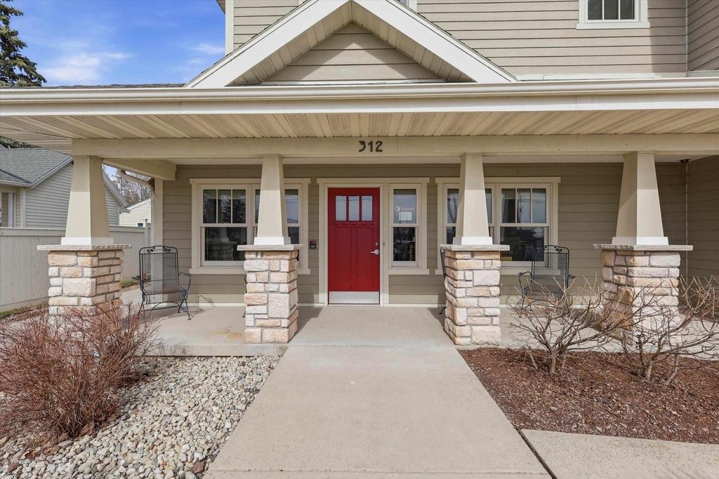 Photo of 312 N 5th AVENUE, Sturgeon Bay, WI 54235 (MLS # 50324170)