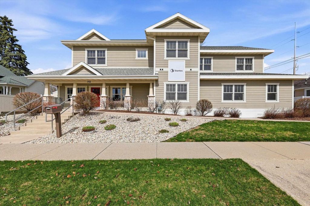 Photo of 312 N 5th AVENUE, Sturgeon Bay, WI 54235 (MLS # 50324170)