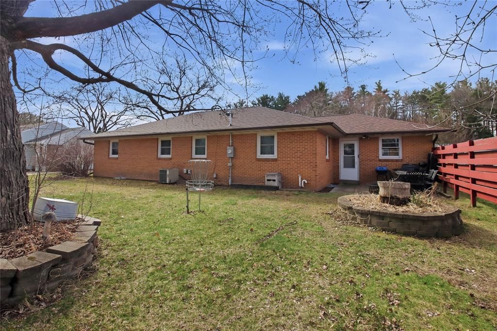 Photo of 1624 Taft AVENUE, Eau Claire, WI 54701 (MLS # 1600097)