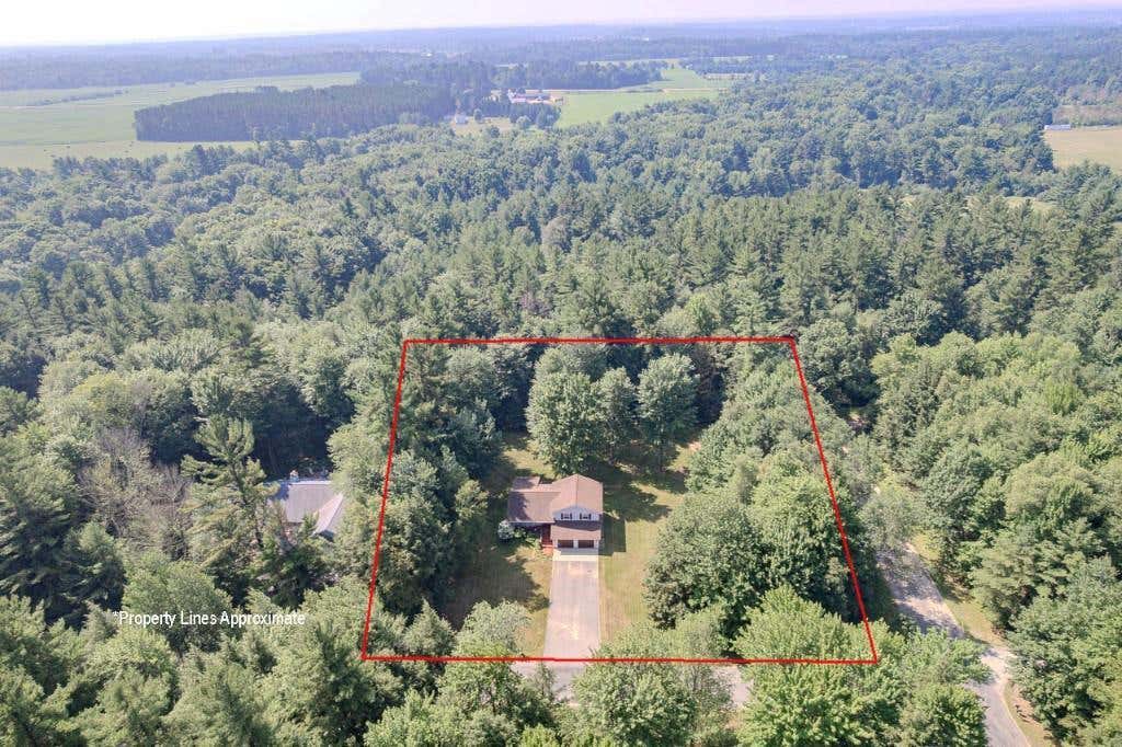 Photo of 162825 Foxwood COURT, Wausau, WI 54403 (MLS # 22603409)