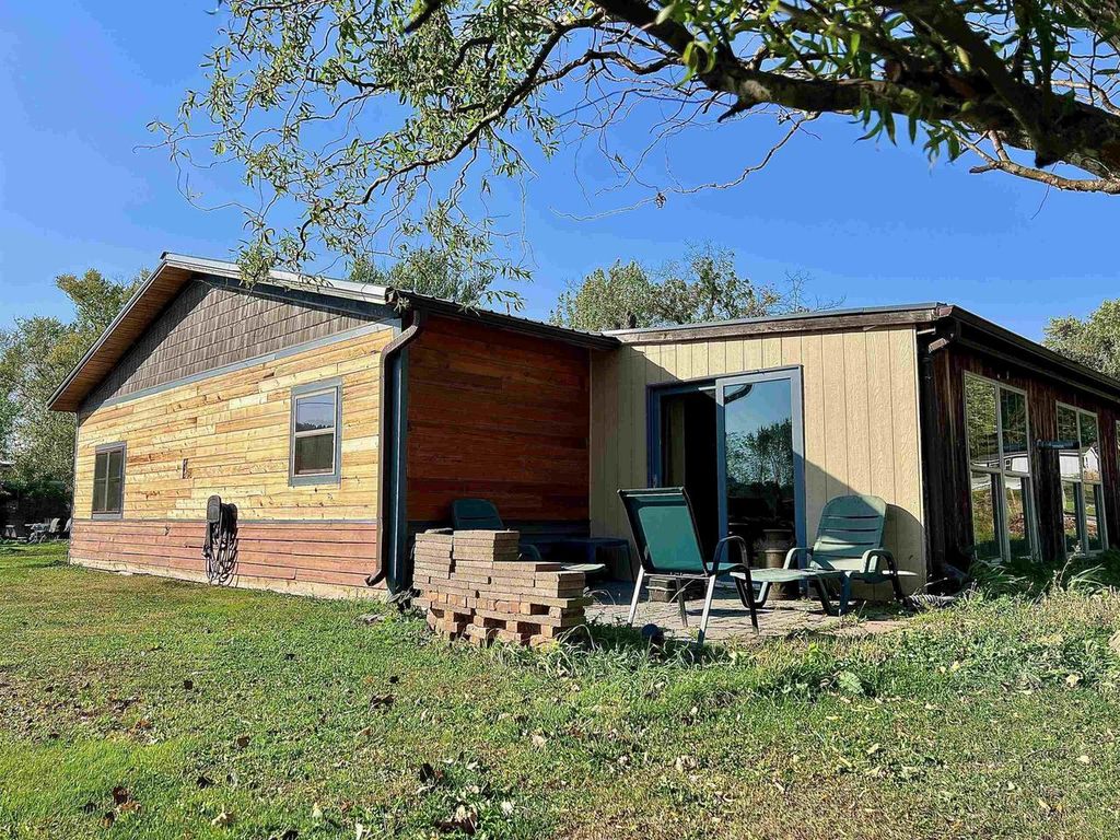 Photo of 616 S 6th STREET, Readstown, WI 54652 (MLS # 2010591)