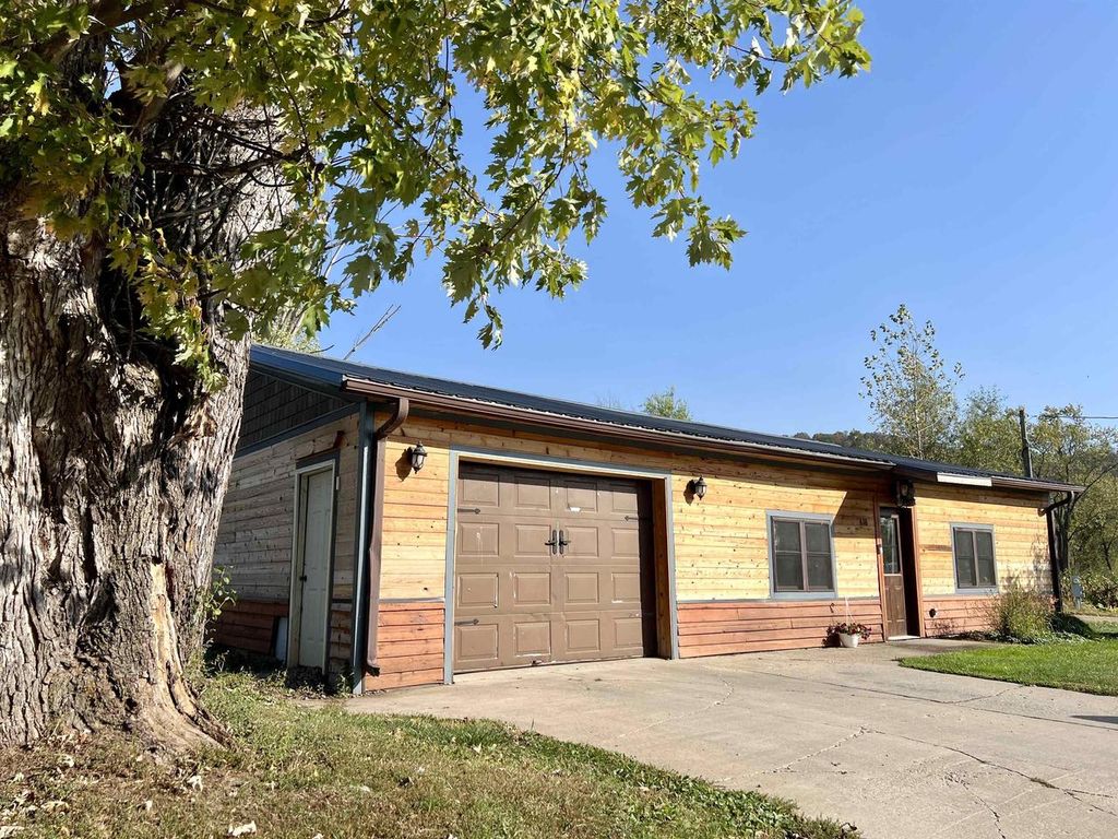 Photo of 616 S 6th STREET, Readstown, WI 54652 (MLS # 2010591)