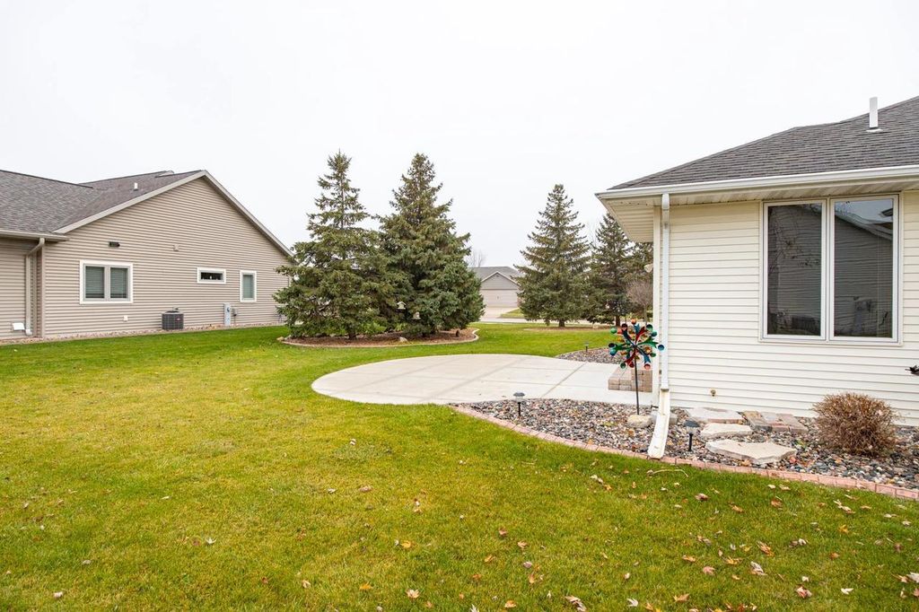 Photo of 223 Sunny Meadows DRIVE, Kaukauna, WI 54130 (MLS # 50319849)