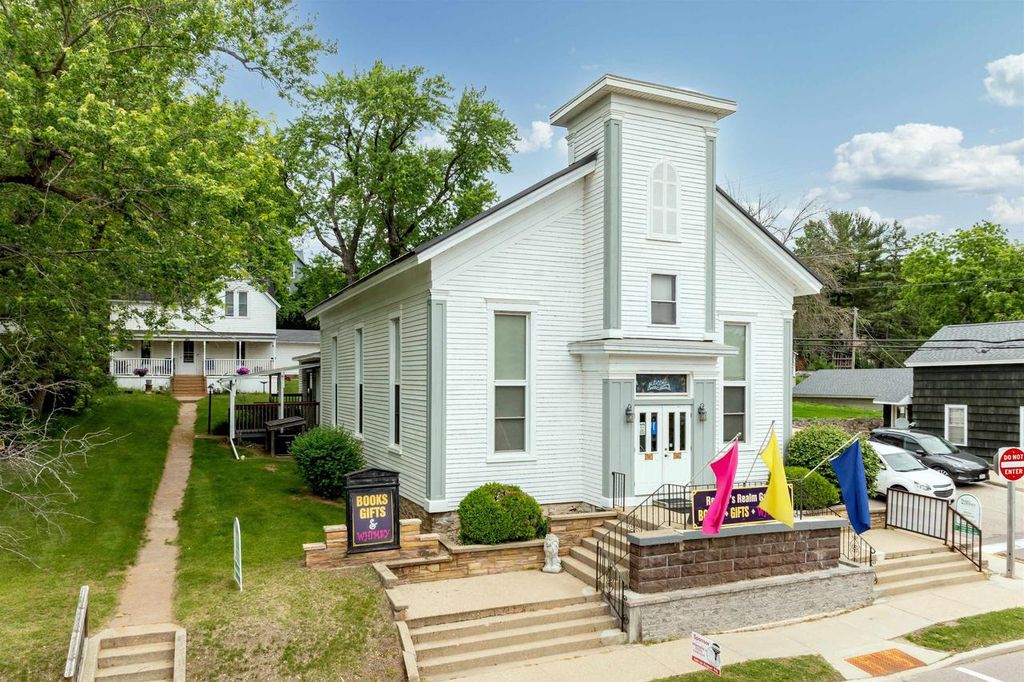 Photo of 147 E Montello STREET, Montello, WI 53949 (MLS # 2014496)