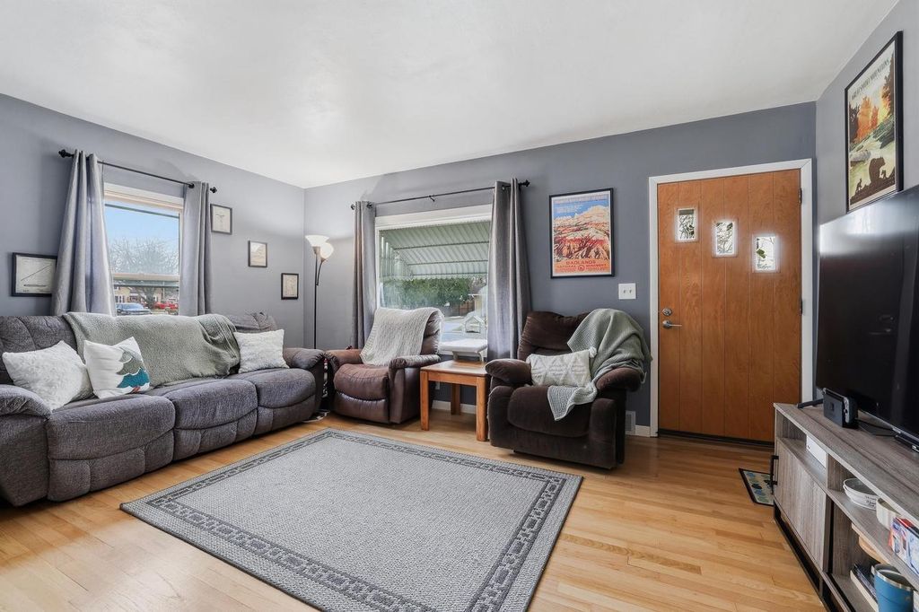 Photo of 616 Walker STREET, Stevens Point, WI 54481 (MLS # 22600941)