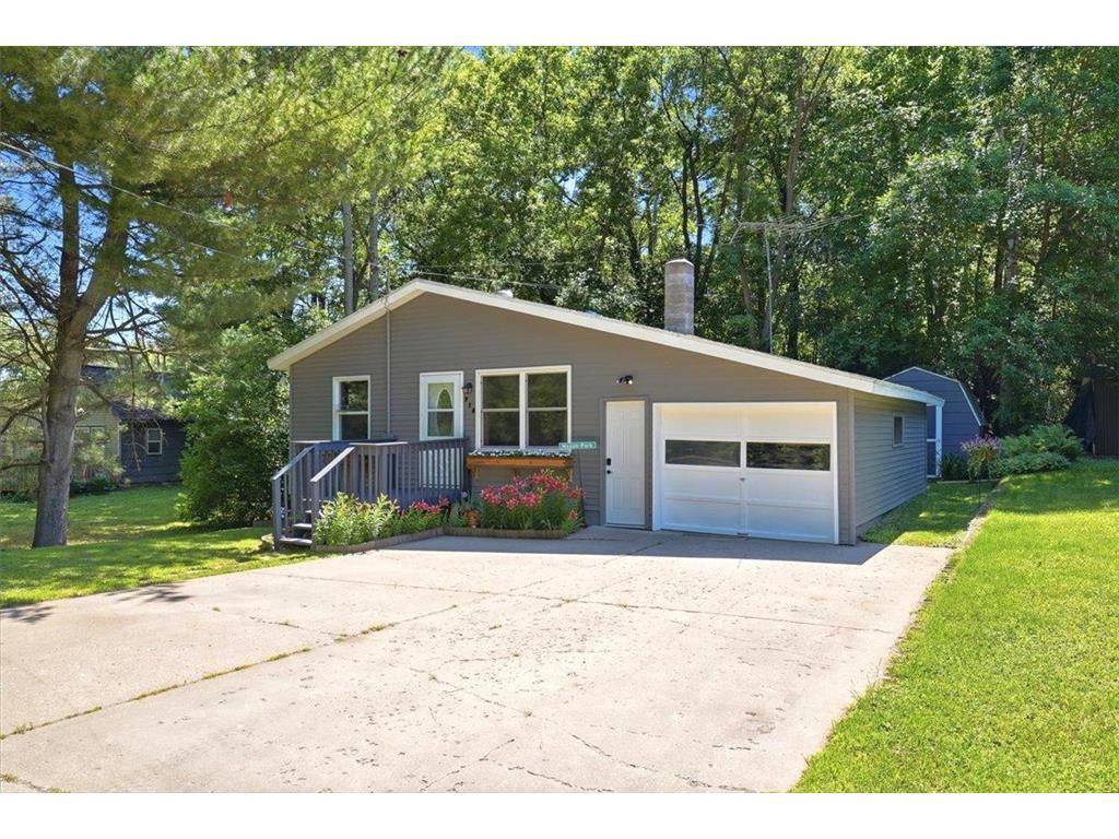 Photo of 718 Wisconsin AVENUE, Amery, WI 54001 (MLS # 7136297)