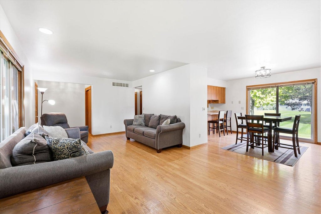 Photo of 1604 Fairlawn AVENUE, North Fond Du Lac, WI 54937 (MLS # 1978045)