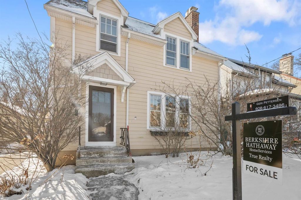 Photo of 2725 Kendall AVENUE, Madison, WI 53705 (MLS # 2010568)