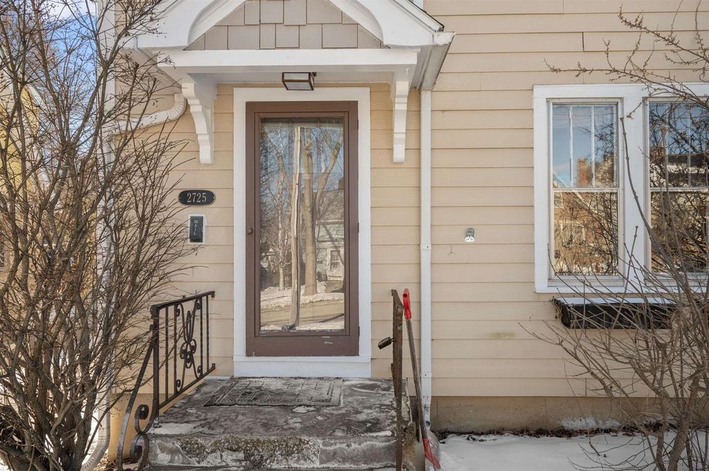 Photo of 2725 Kendall AVENUE, Madison, WI 53705 (MLS # 2010568)