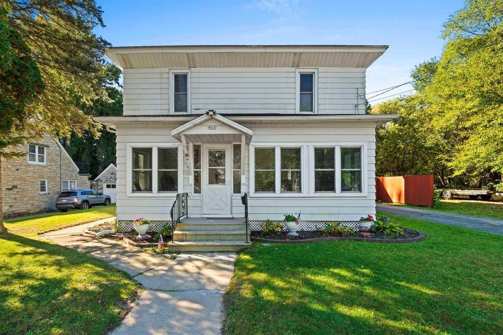 Photo of 411 W Elm STREET, Wautoma, WI 54982 (MLS # 50321396)