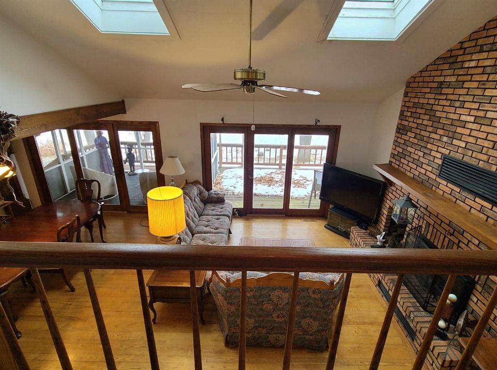 Photo of 506 Lake Shore DRIVE, Pardeeville, WI 53954 (MLS # 2012603)