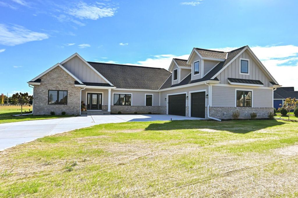 Photo of N66W34839 Baltic PASS, Oconomowoc, WI 53066 (MLS # 1938846)