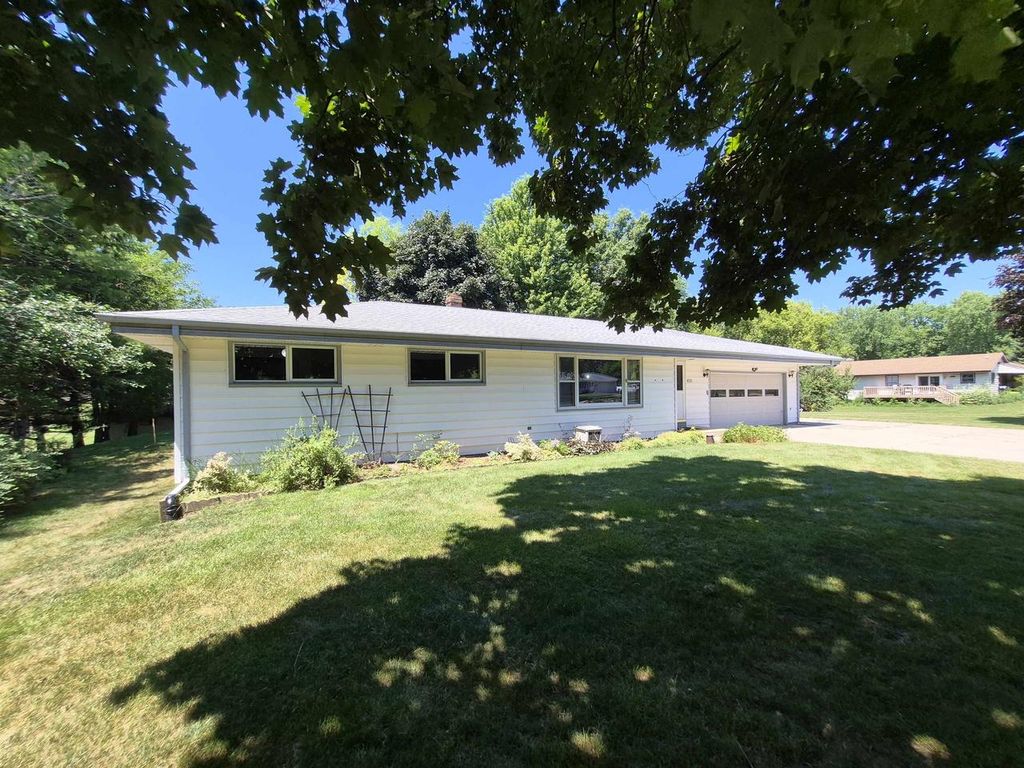 Photo of 5133 N West Rotamer ROAD, Milton, WI 53563 (MLS # 2027954)