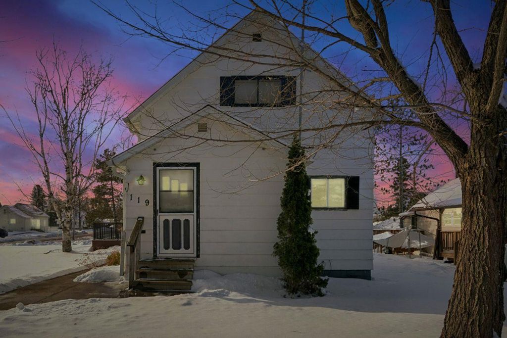 Photo of 119 16th Ave E Ave, Ashland, WI 54806 (MLS # 6123298)