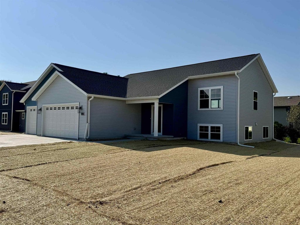 Photo of 625 Oak STREET, Scandinavia, WI 54977 (MLS # 22605298)