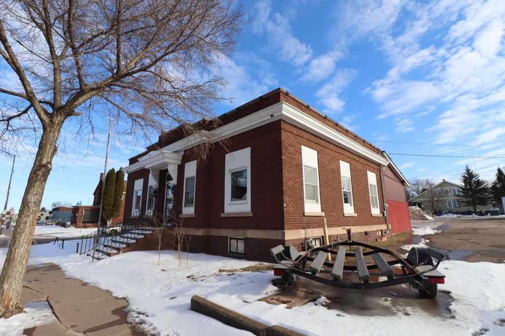 Photo of 220 Main St E, Ashland, WI 54806 (MLS # 6123668)