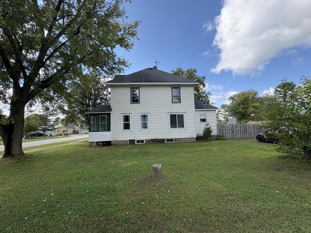 Photo of 341 2nd STREET, Taylor, WI 54659 (MLS # 1936771)