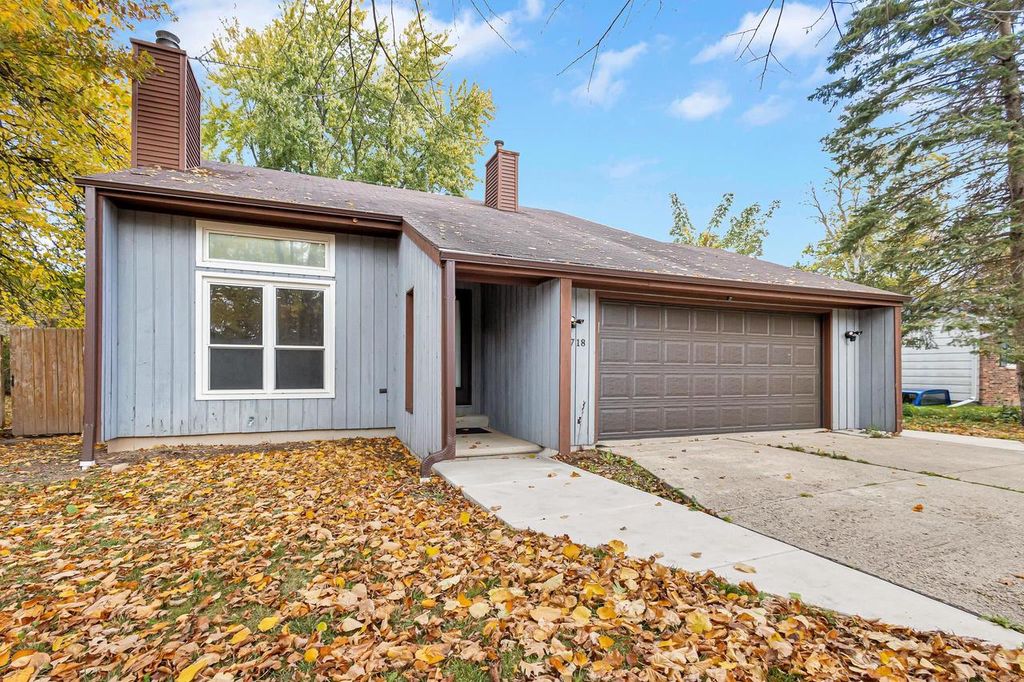 Photo of 1718 Acorn COURT, Menasha, WI 54952 (MLS # 50317296)