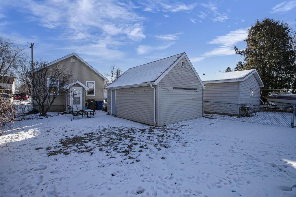 Photo of 213 Lawson STREET, Menasha, WI 54952 (MLS # 50320711)