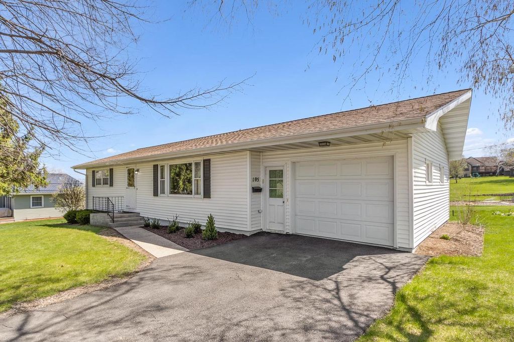 Photo of 105 E Pine STREET, Dodgeville, WI 53533 (MLS # 2020892)