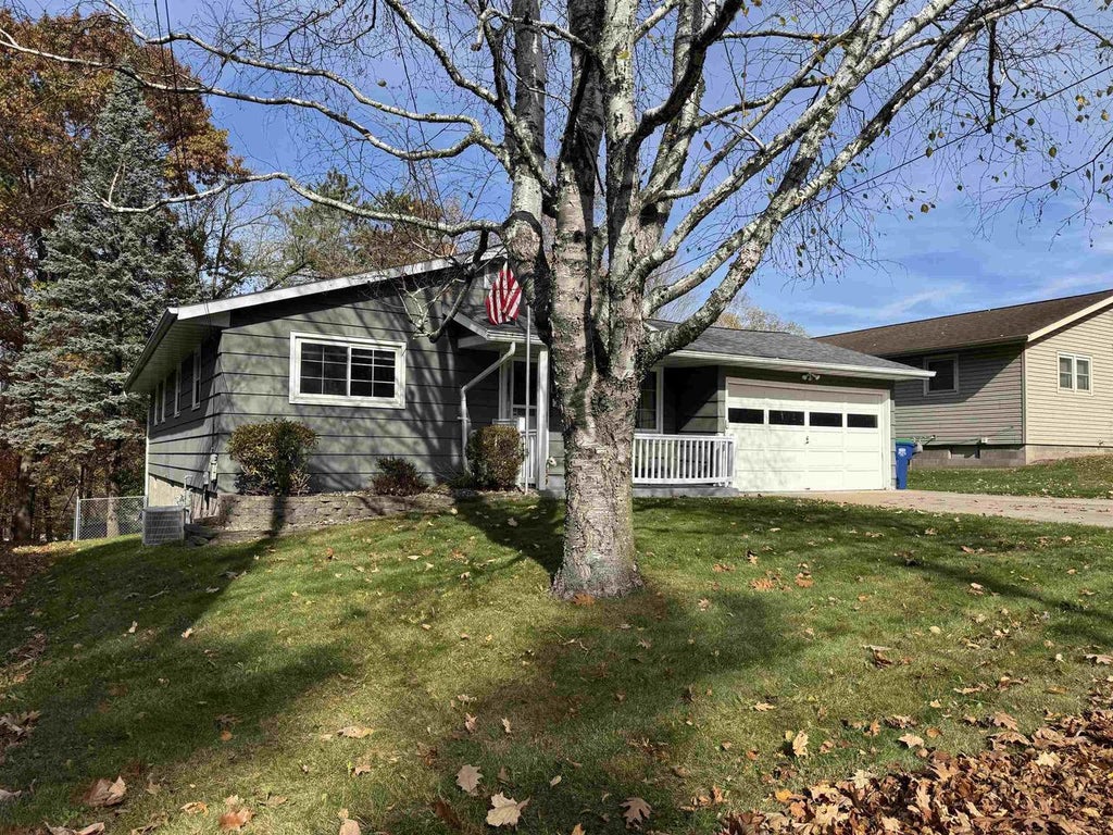 Photo of 1240 McIntosh STREET, Wausau, WI 54403 (MLS # 22605221)