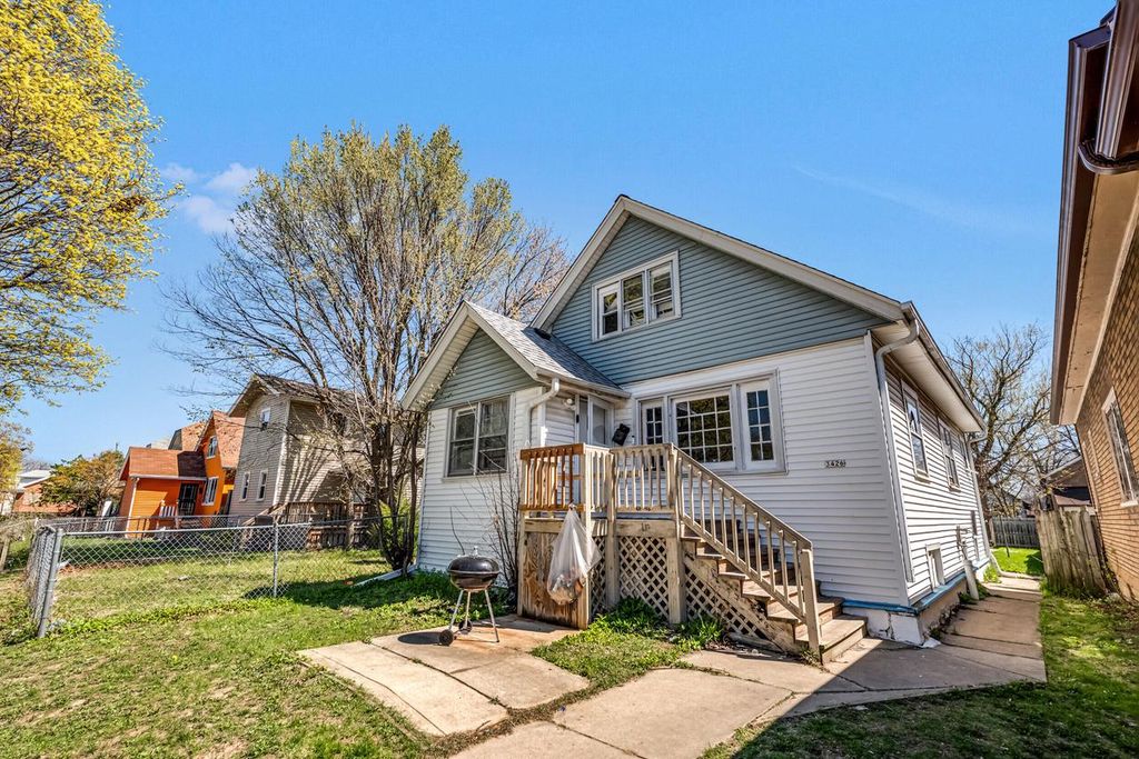 Photo of 3426 N 1st STREET, Milwaukee, WI 53212 (MLS # 1959502)