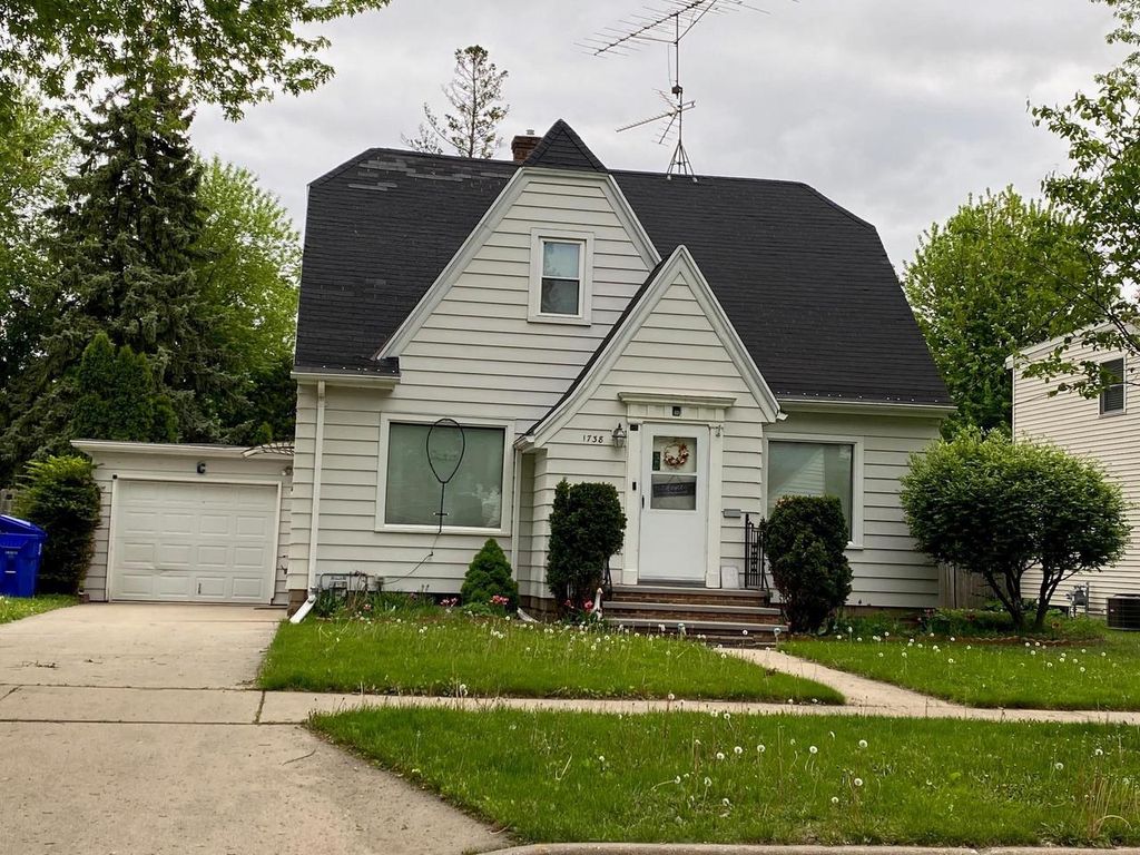 Photo of 1738 N Erb STREET, Appleton, WI 54911 (MLS # 50325926)