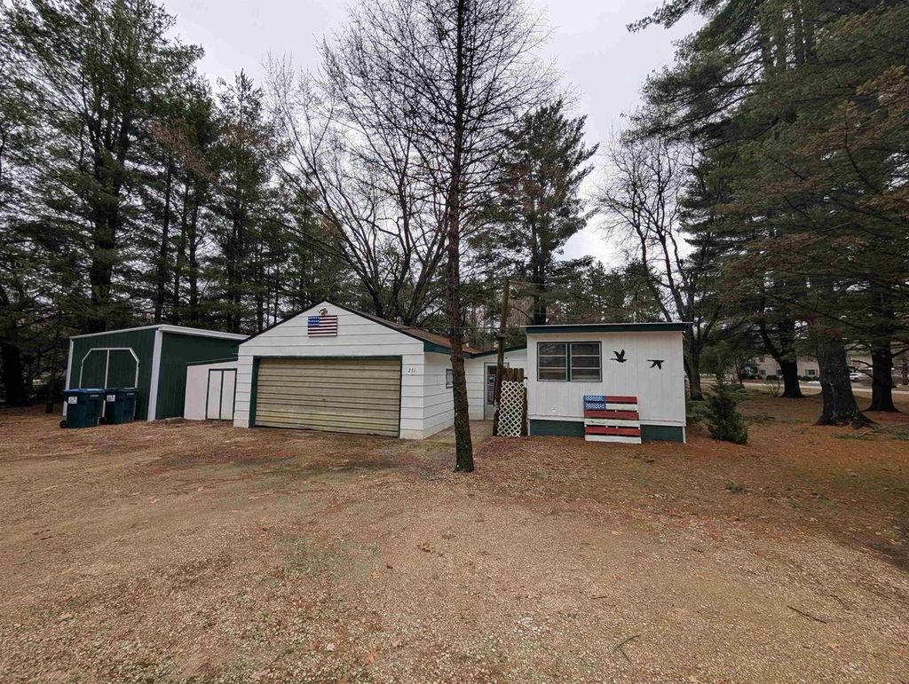Photo of 231 Wood STREET, Redgranite, WI 54970 (MLS # 50323130)