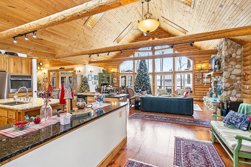 Photo of N4272 Sleepy Hollow ROAD, Cambridge, WI 53523 (MLS # 1944317)