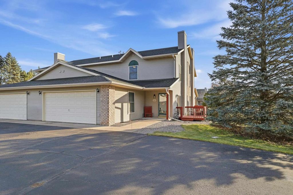 Photo of 260 White Oak AVENUE, Plover, WI 54467 (MLS # 22505533)