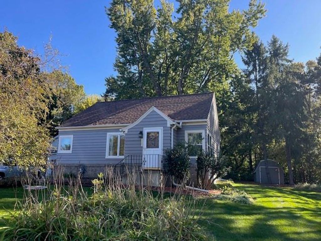 Photo of 1805 Moholt DRIVE, Eau Claire, WI 54703 (MLS # 1596487)