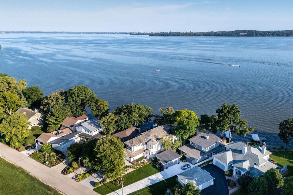 Photo of 5029 St Cyr ROAD, Middleton, WI 53562 (MLS # 2006589)