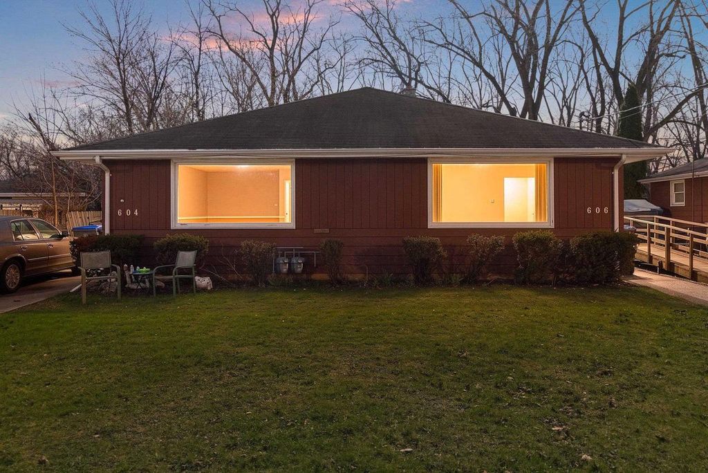 Photo of 604 Knight AVENUE, Neenah, WI 54956 (MLS # 50323818)