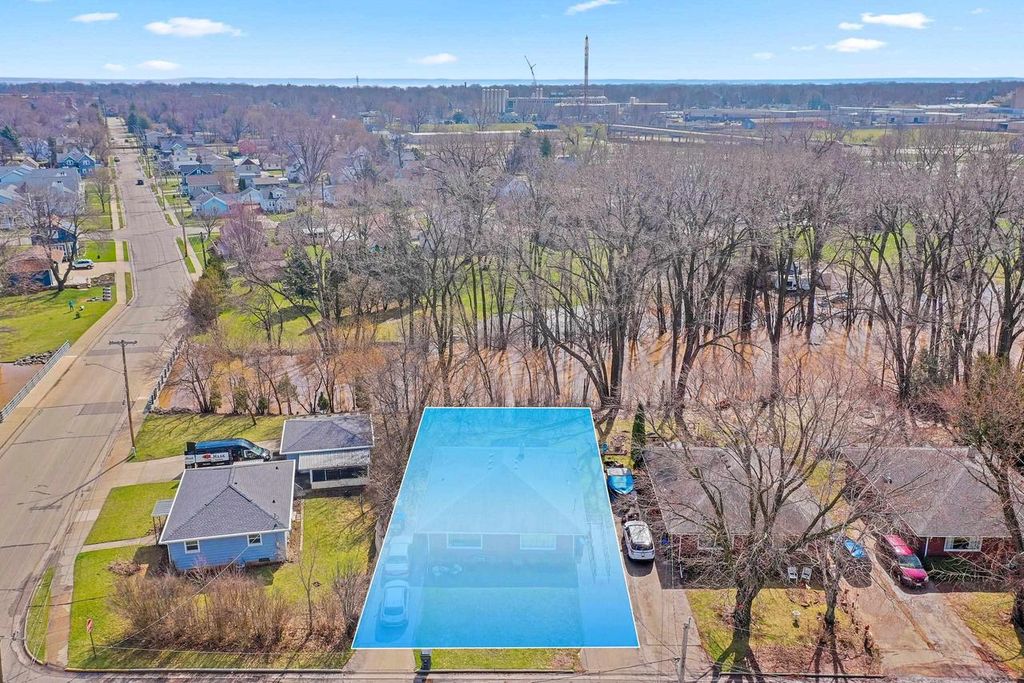 Photo of 604 Knight AVENUE, Neenah, WI 54956 (MLS # 50323818)