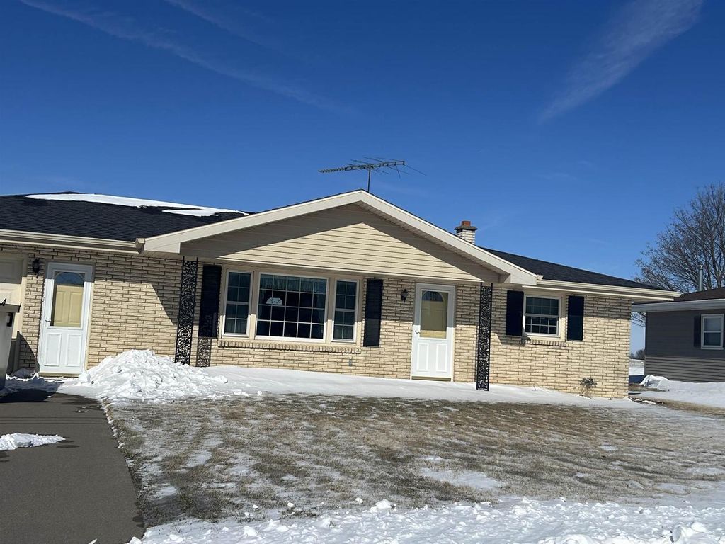 Photo of 145 Crest View DRIVE, Potosi, WI 53820 (MLS # 2018858)