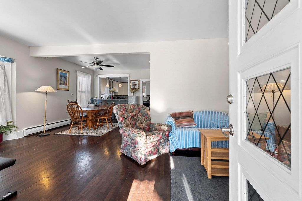 Photo of 115 N Clinton AVENUE, Clintonville, WI 54929 (MLS # 50322375)