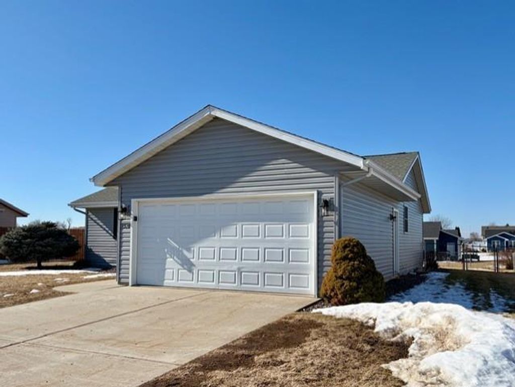 Photo of 2370 S Terrace STREET, Janesville, WI 53546 (MLS # 2016347)