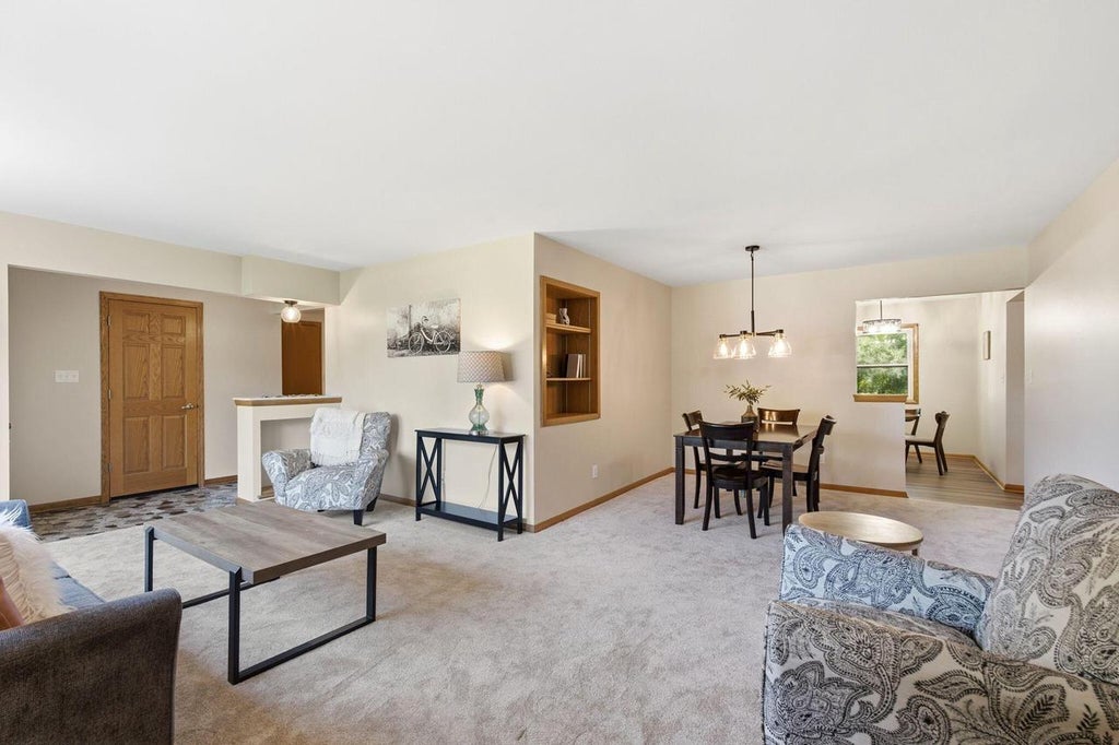 Photo of W173N7422 Joanne DRIVE, Menomonee Falls, WI 53051 (MLS # 1984067)